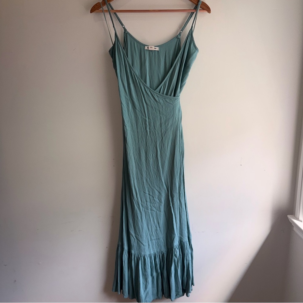 Billabong Teal Wrap-Style Maxi Dress with Ruffle Hem